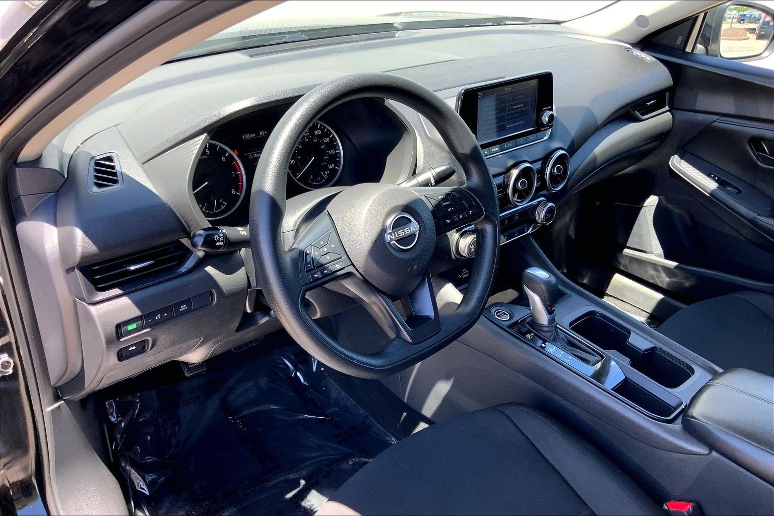 Used 2025 Nissan Sentra S FWD image 18