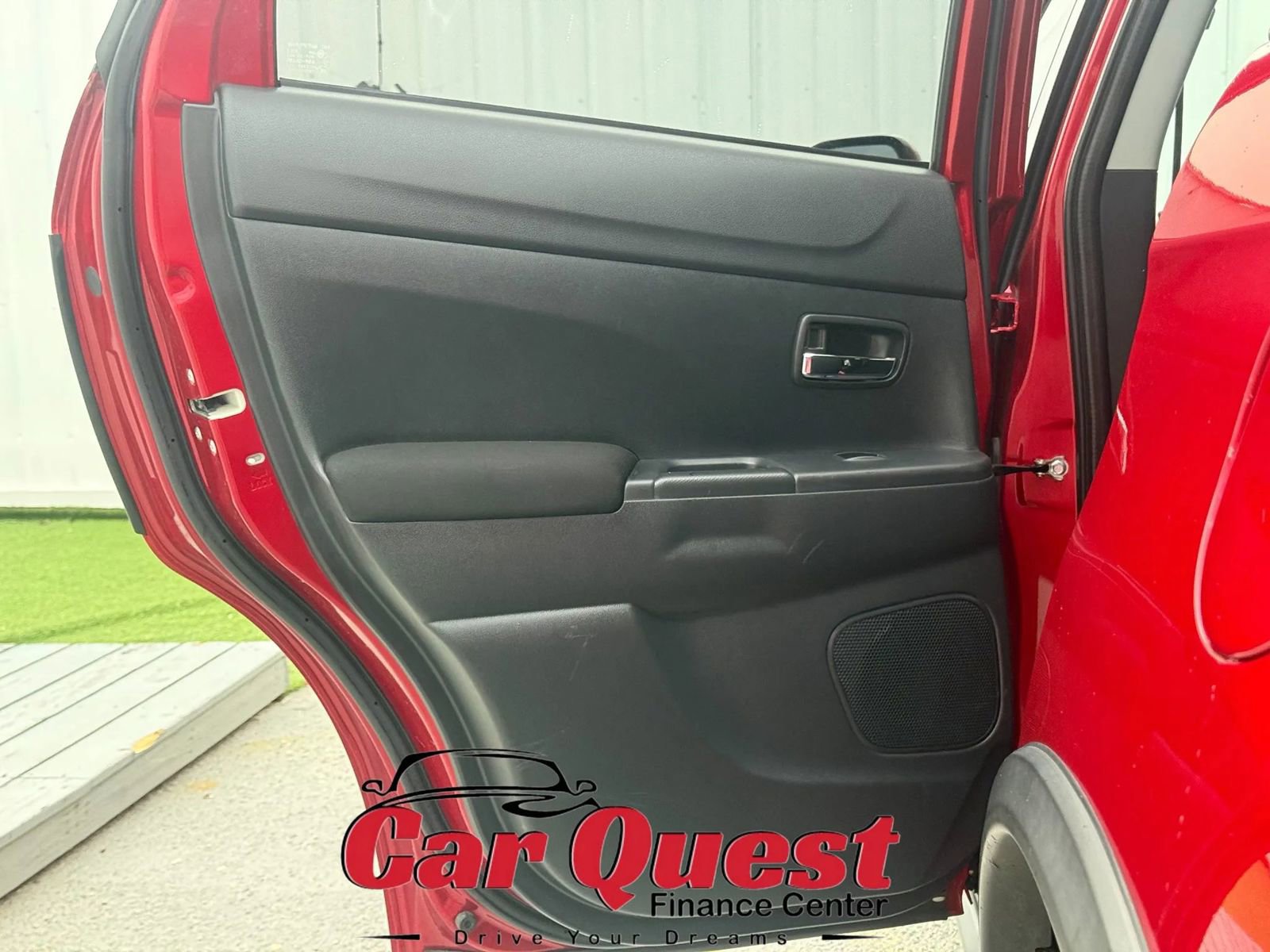 Used 2020 Mitsubishi Outlander Sport ES FWD image 14