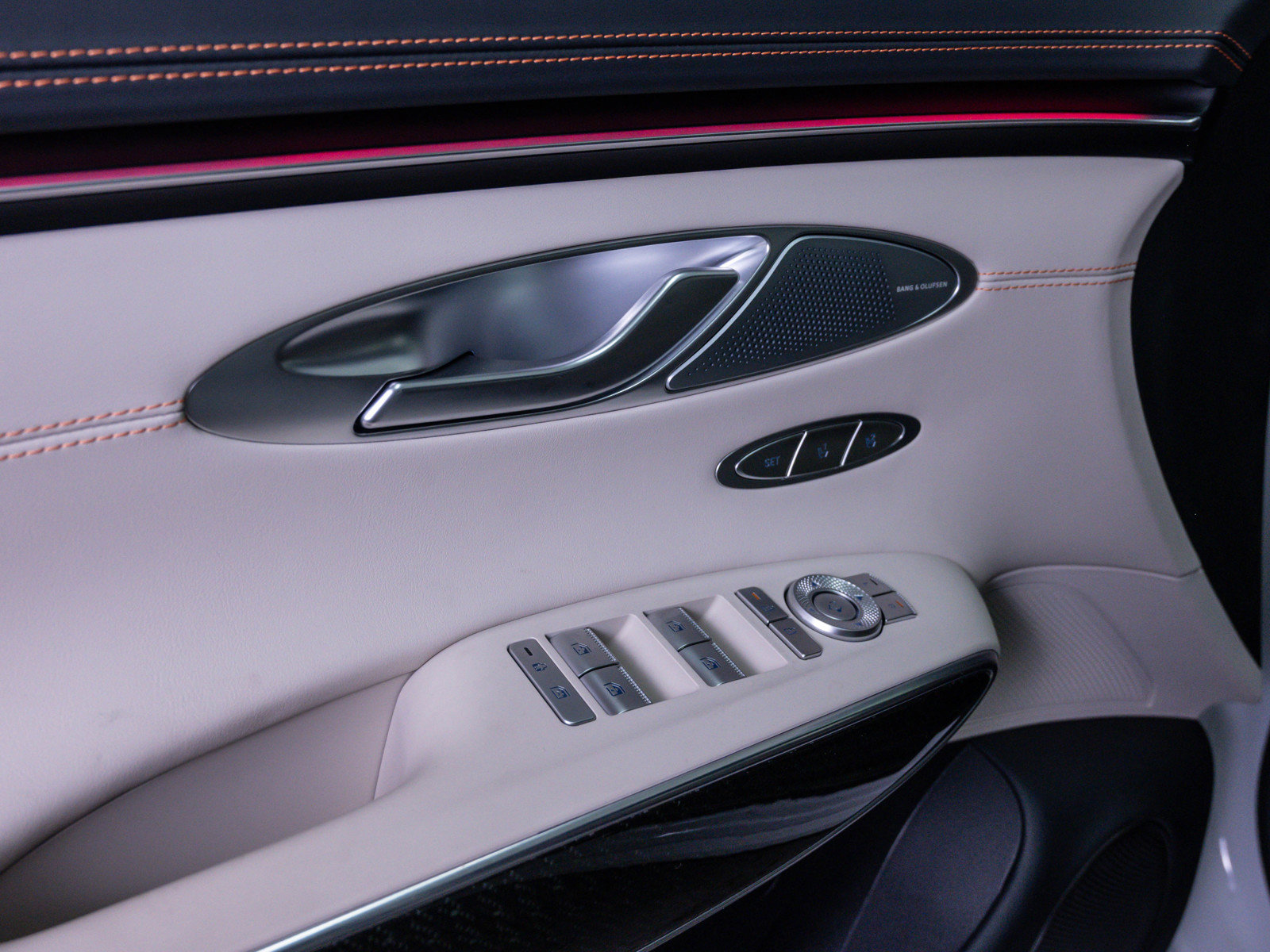 Used 2026 Genesis GV70 3.5T Sport Prestige image 18