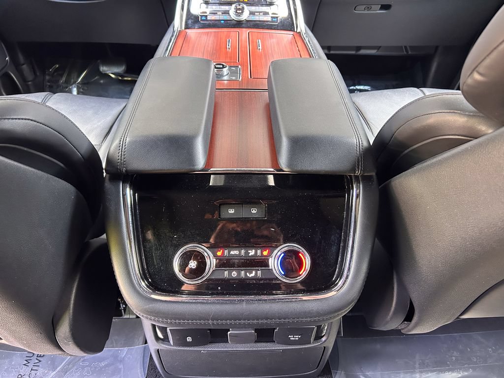 Used 2021 Lincoln Navigator L Reserve AWD/4WD image 47
