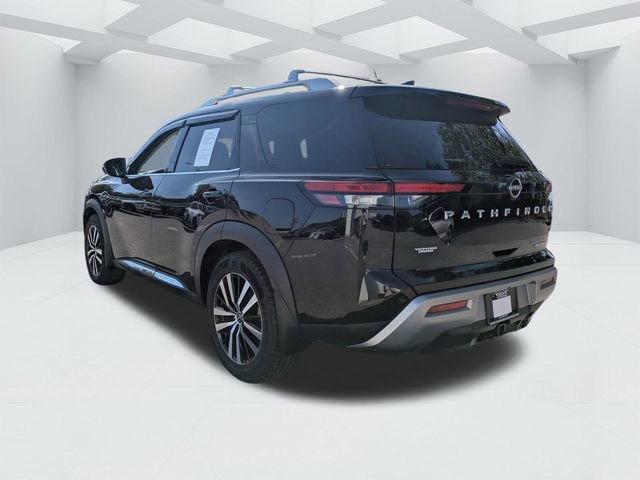 Used 2024 Nissan Pathfinder Platinum FWD image 7