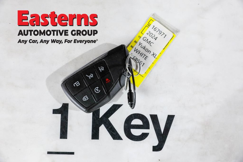 Used 2024 GMC Yukon XL SLT AWD/4WD image 28