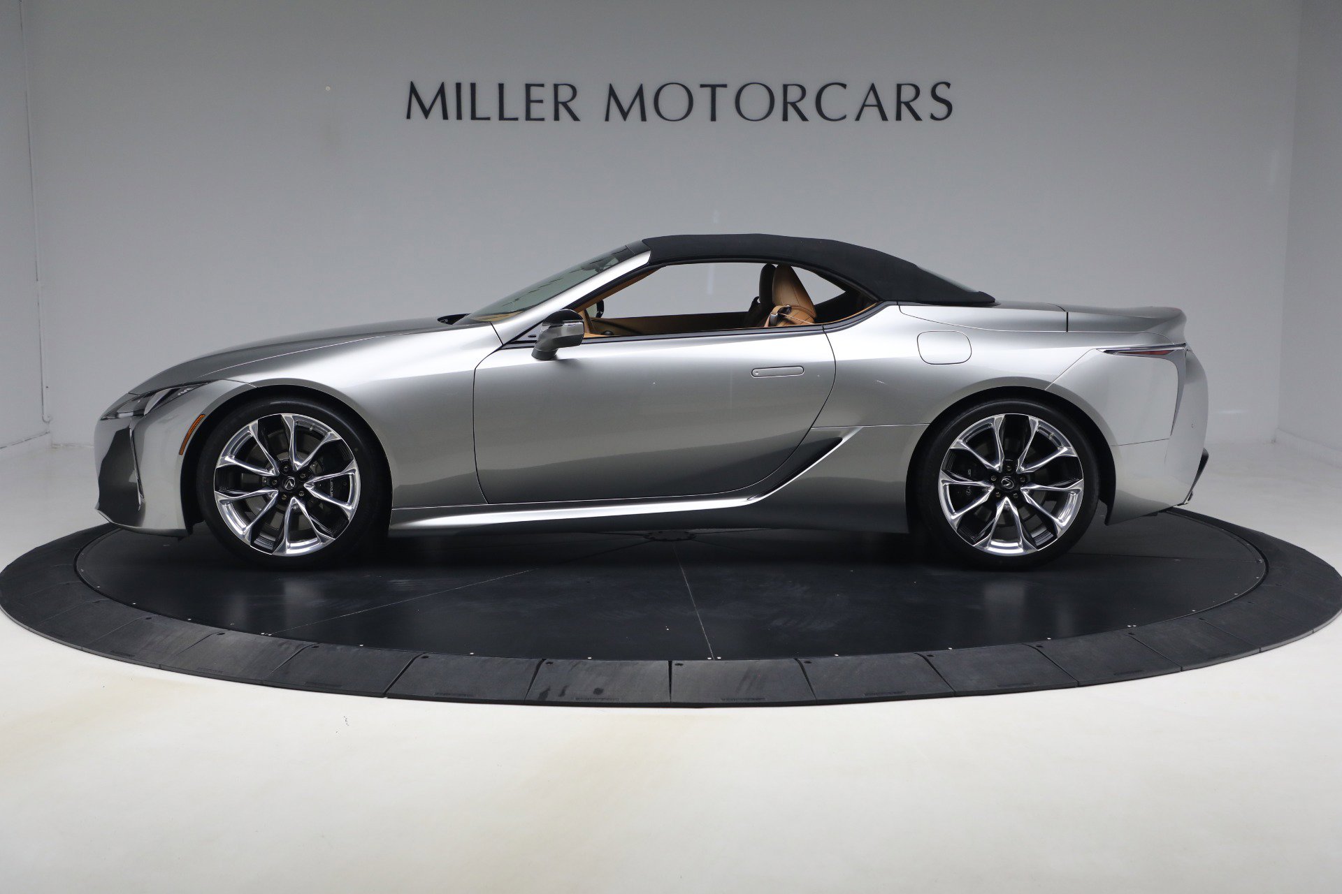 Used 2021 Lexus LC 500 Convertible w/ Touring Package image 29
