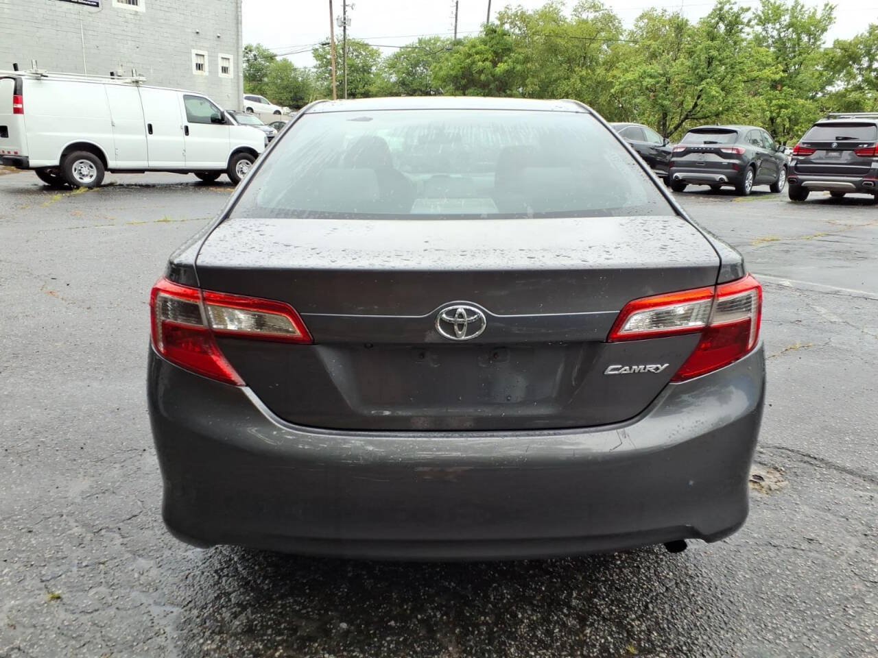 Used 2014 Toyota Camry FWD image 4
