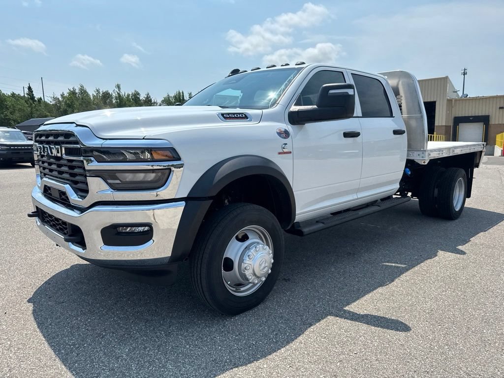 New 2026 RAM 5500 Tradesman w/ Chrome Appearance Group AWD/4WD image 2
