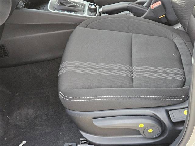New 2026 Hyundai Venue SEL FWD image 3