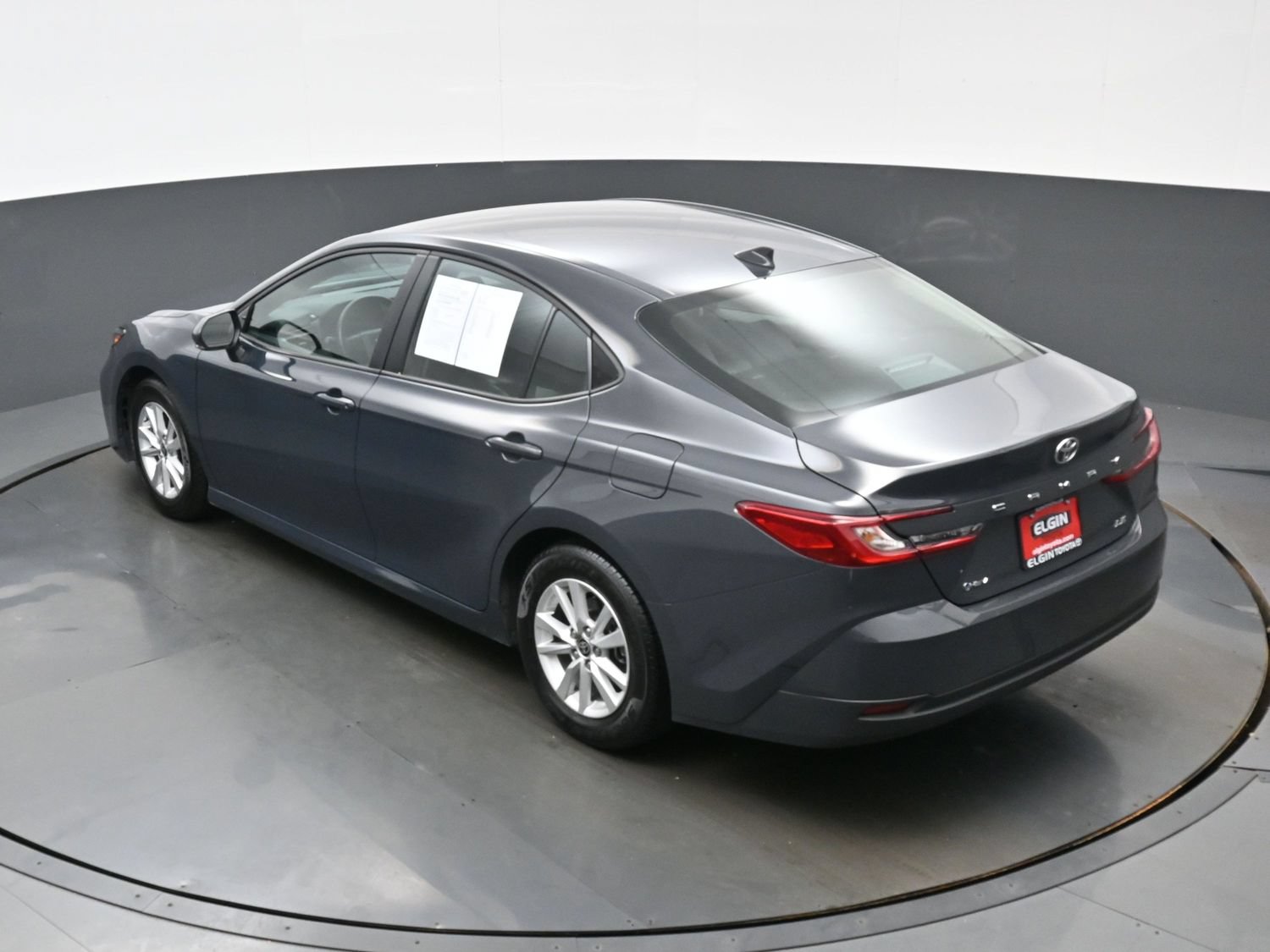 Used 2025 Toyota Camry LE FWD image 38