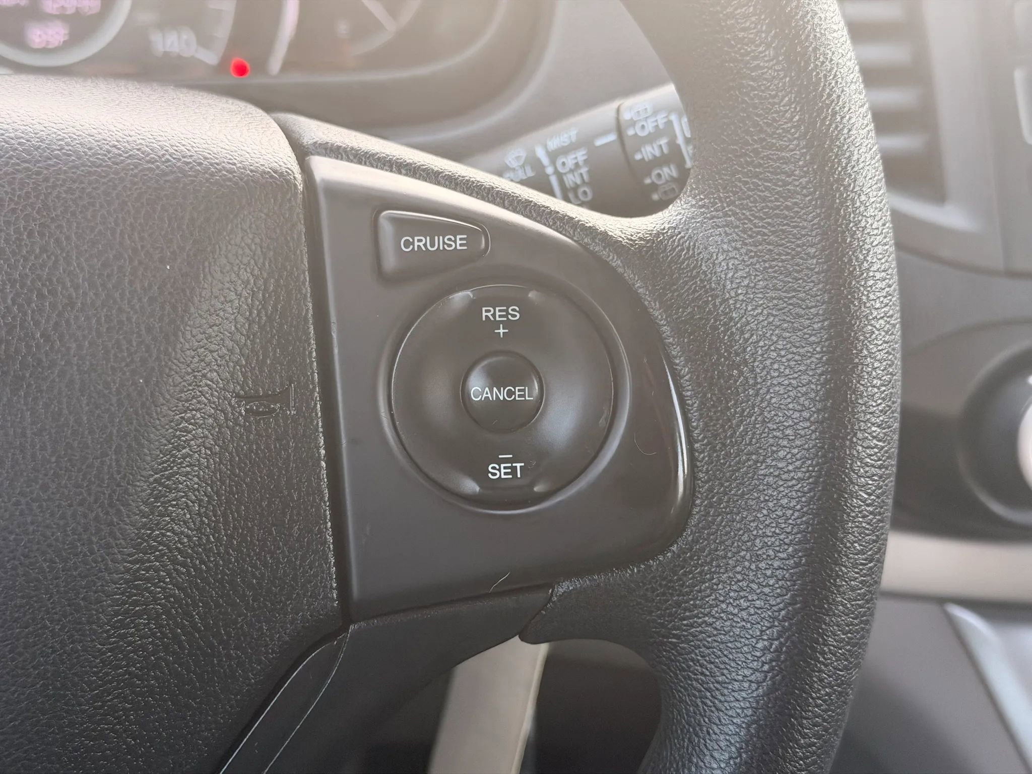 Used 2014 Honda CR-V LX image 34