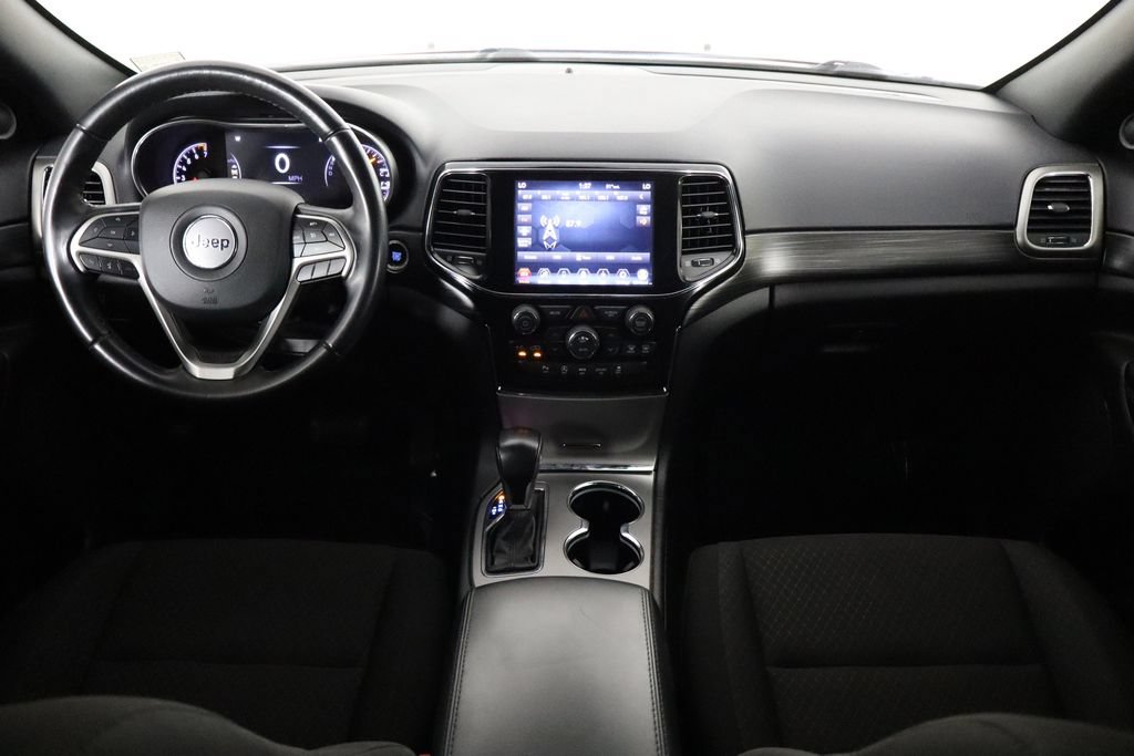 Used 2022 Jeep Grand Cherokee Laredo E AWD/4WD image 13