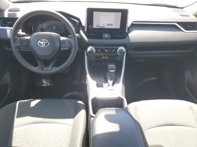 Used 2023 Toyota RAV4 XLE image 12