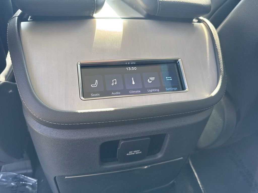 New 2026 Lincoln Navigator L Premier image 22