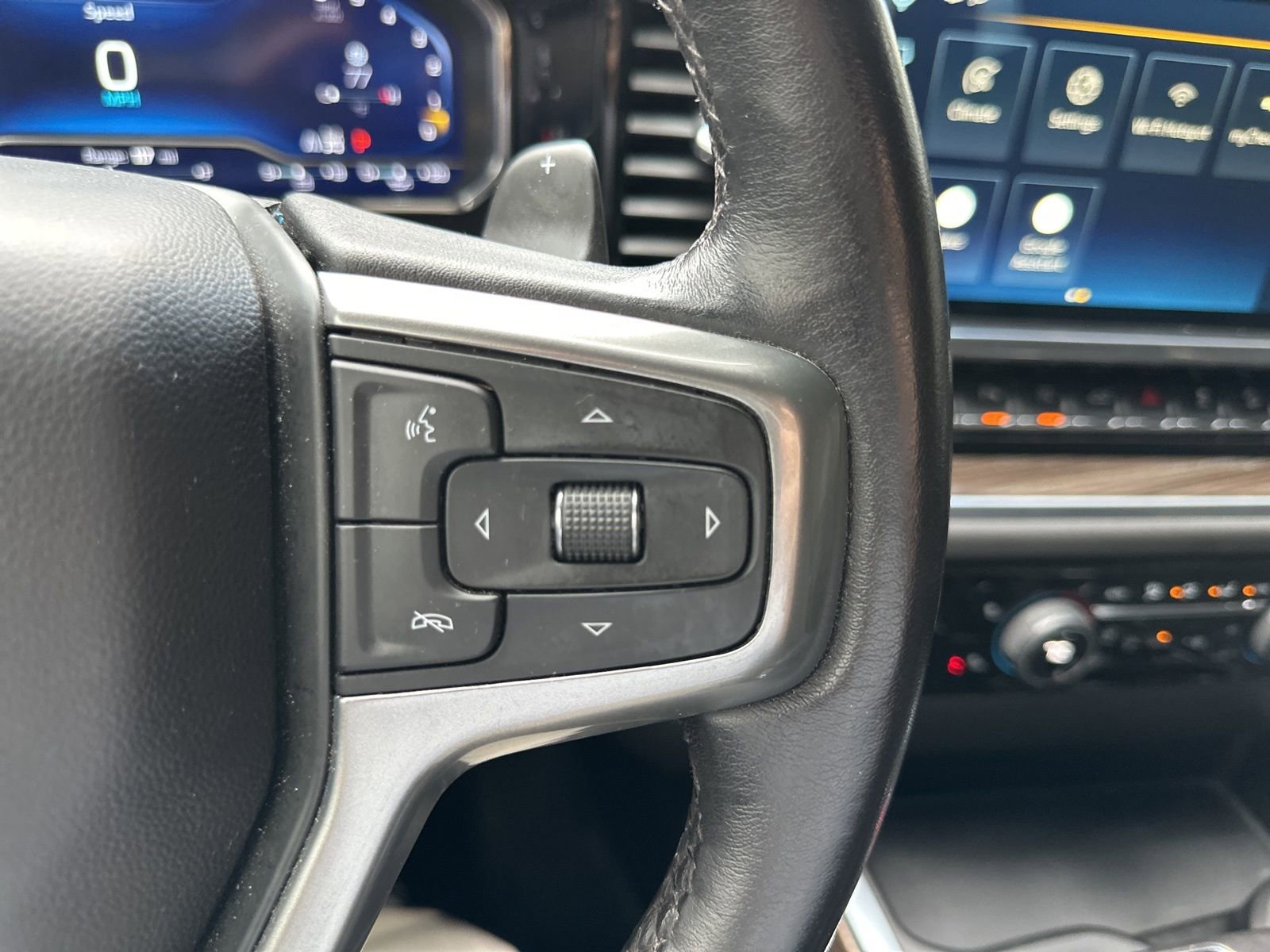 Used 2022 Chevrolet Silverado 1500 LT Trail Boss w/ Convenience Package II image 32