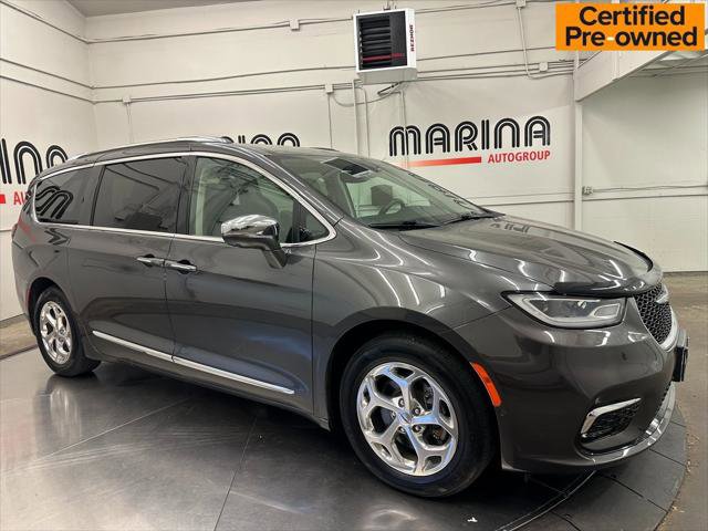 Certified 2021 Chrysler Pacifica Limited w/ Uconnect Theater Family Group