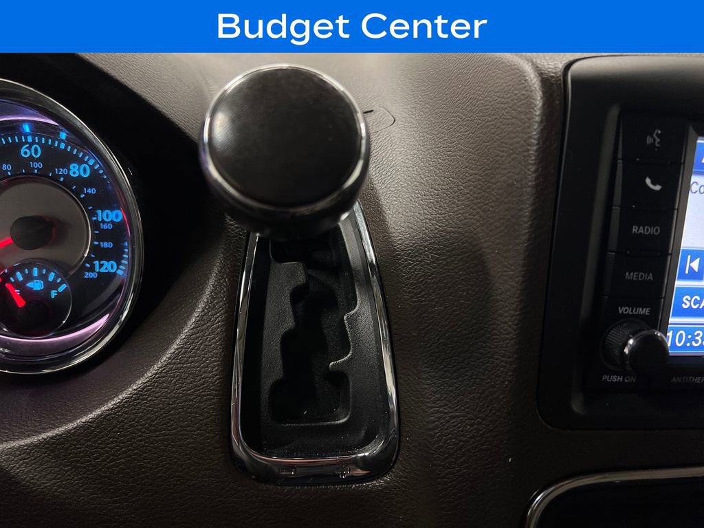 Used 2012 Chrysler Town & Country Touring w/ Entertainment Group #1 image 25