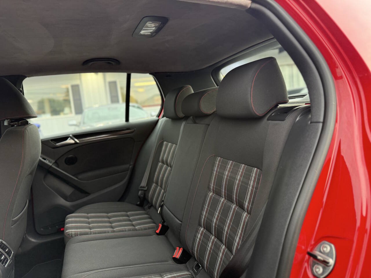 Used 2012 Volkswagen GTI 4-Door FWD image 15