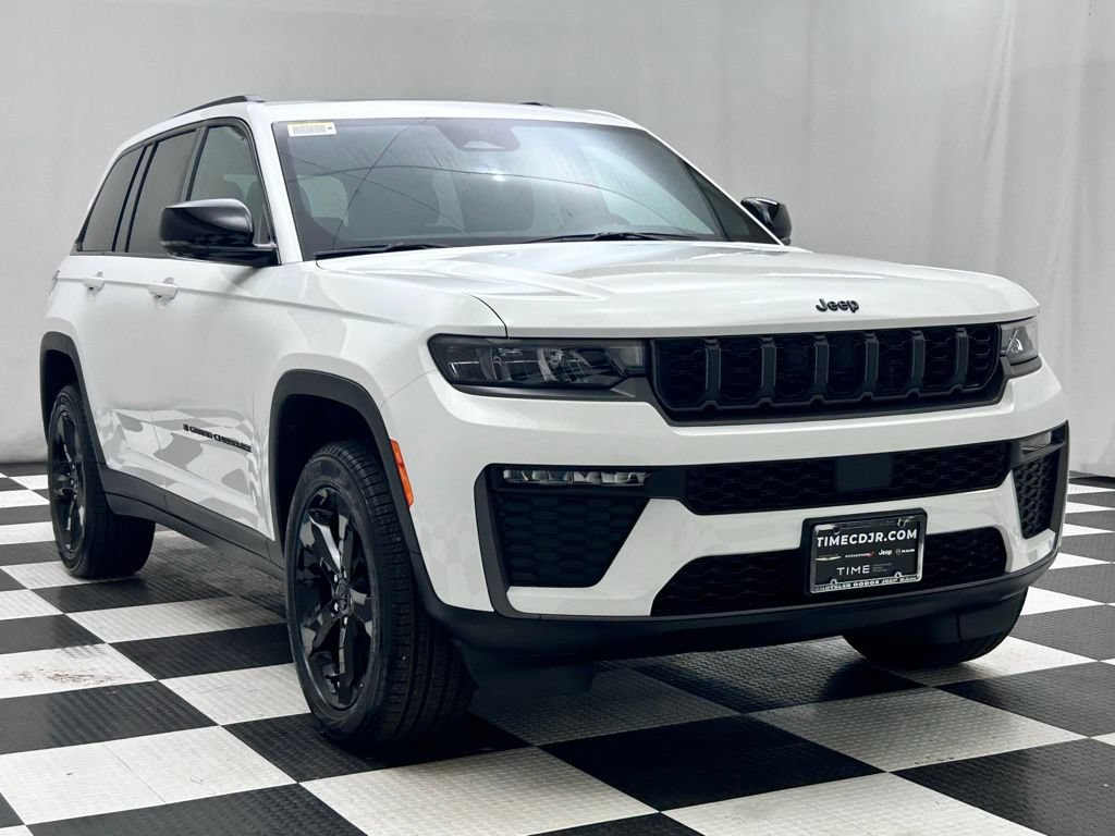 New 2026 Jeep Grand Cherokee Limited w/ Limited Altitude Package AWD/4WD image 2