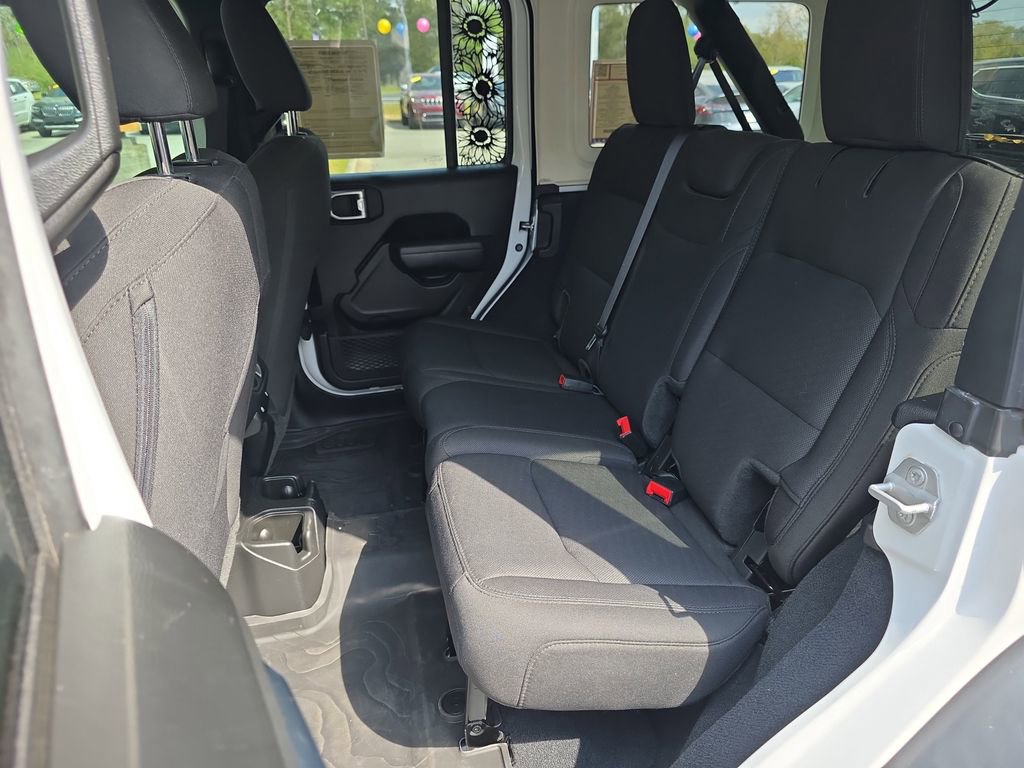 Used 2023 Jeep Wrangler Sport S image 29