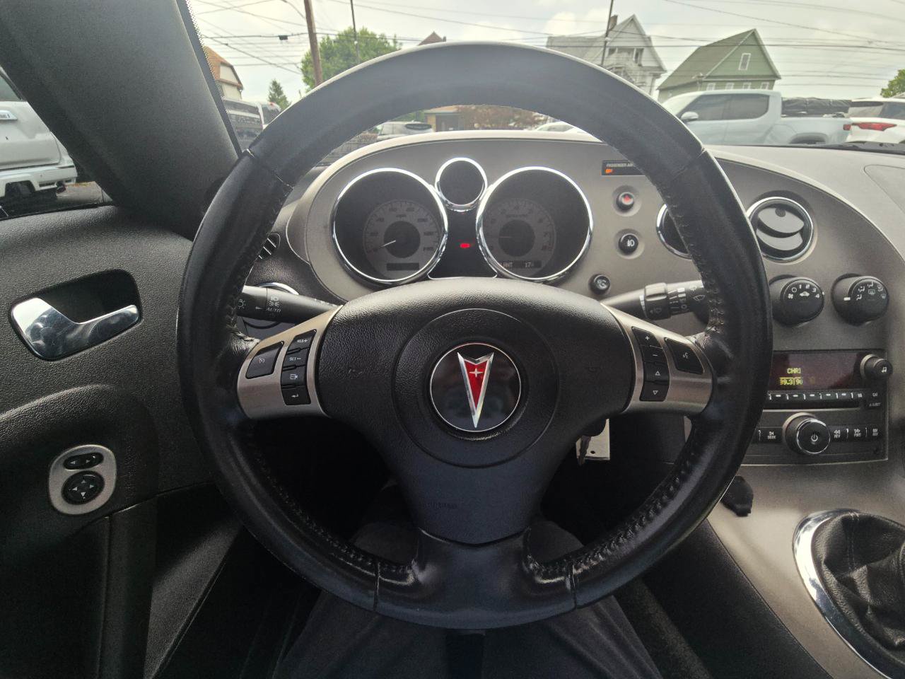 Used 2006 Pontiac Solstice Convertible w/ Premium Package RWD image 7