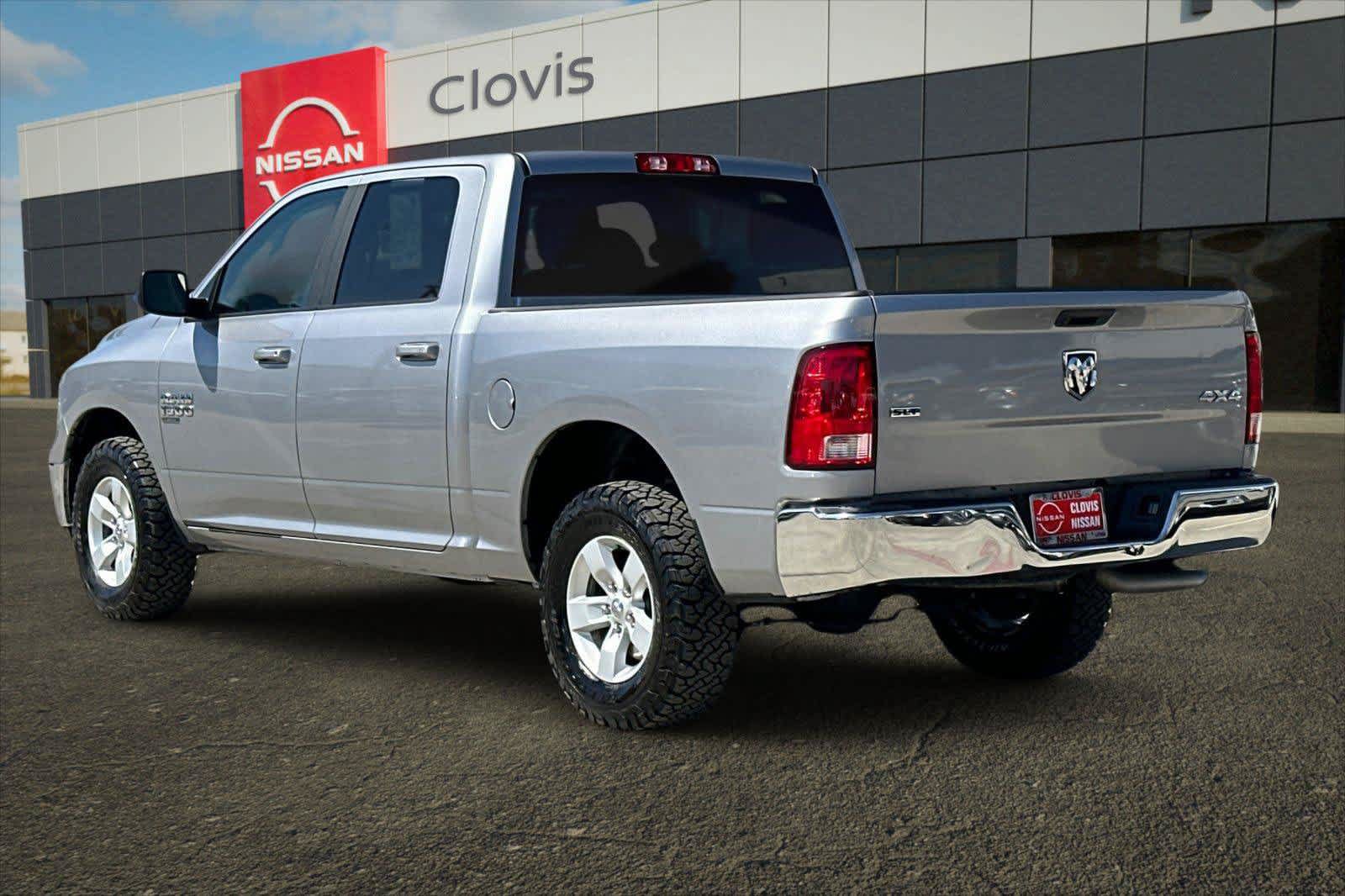 Used 2021 RAM 1500 Classic SLT AWD/4WD image 7