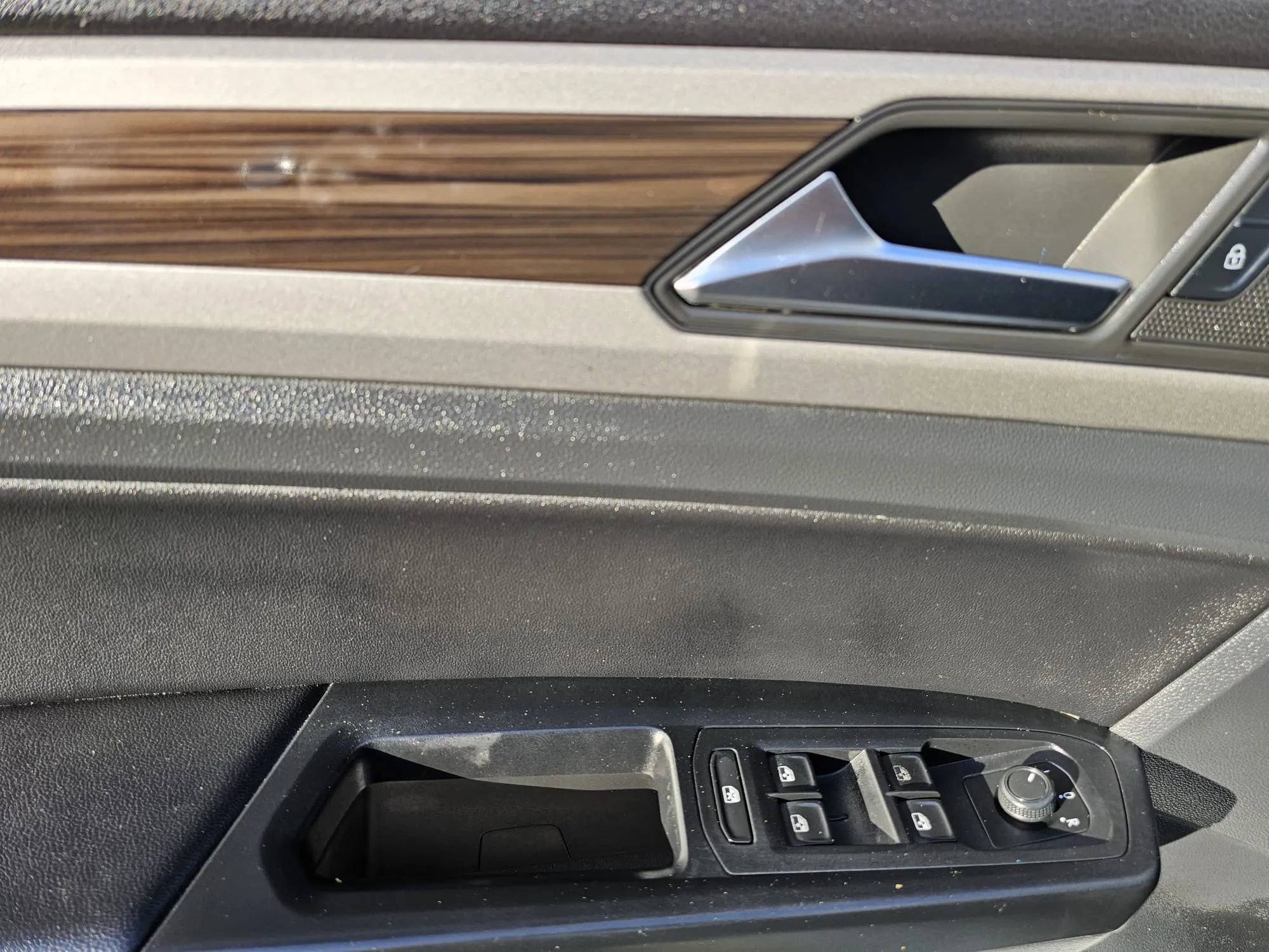 Used 2021 Volkswagen Atlas SE w/ Panoramic Sunroof Package FWD image 11