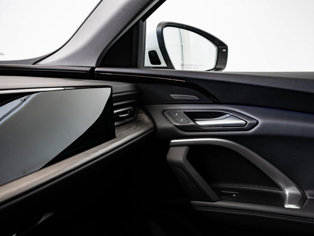 Certified 2025 Audi Q5 Premium Plus w/ Premium Plus image 40