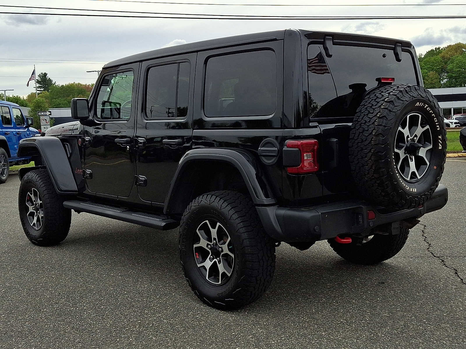 Used 2020 Jeep Wrangler Unlimited Rubicon w/ Advanced Safety Group AWD/4WD image 4
