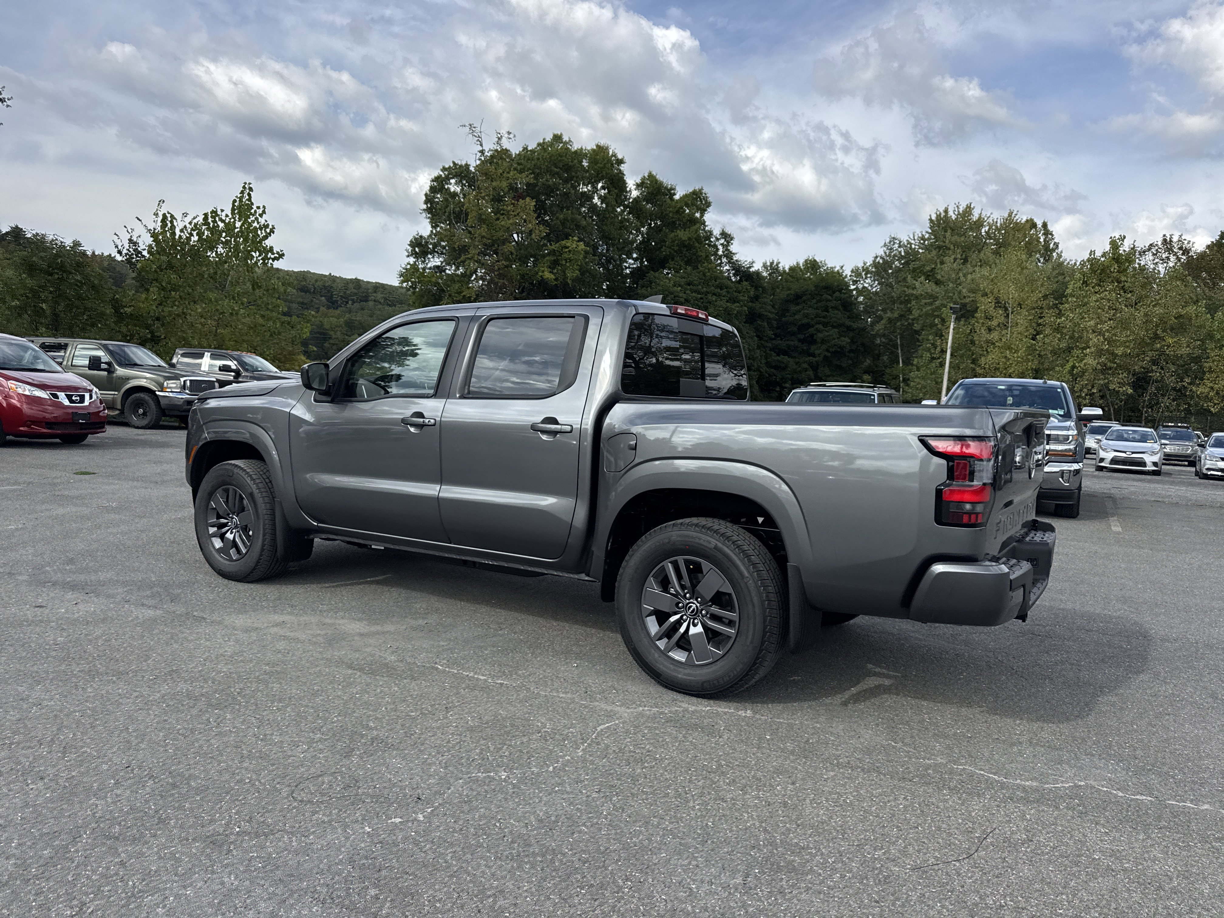 New 2026 Nissan Frontier SV w/ SV Convenience Package image 7