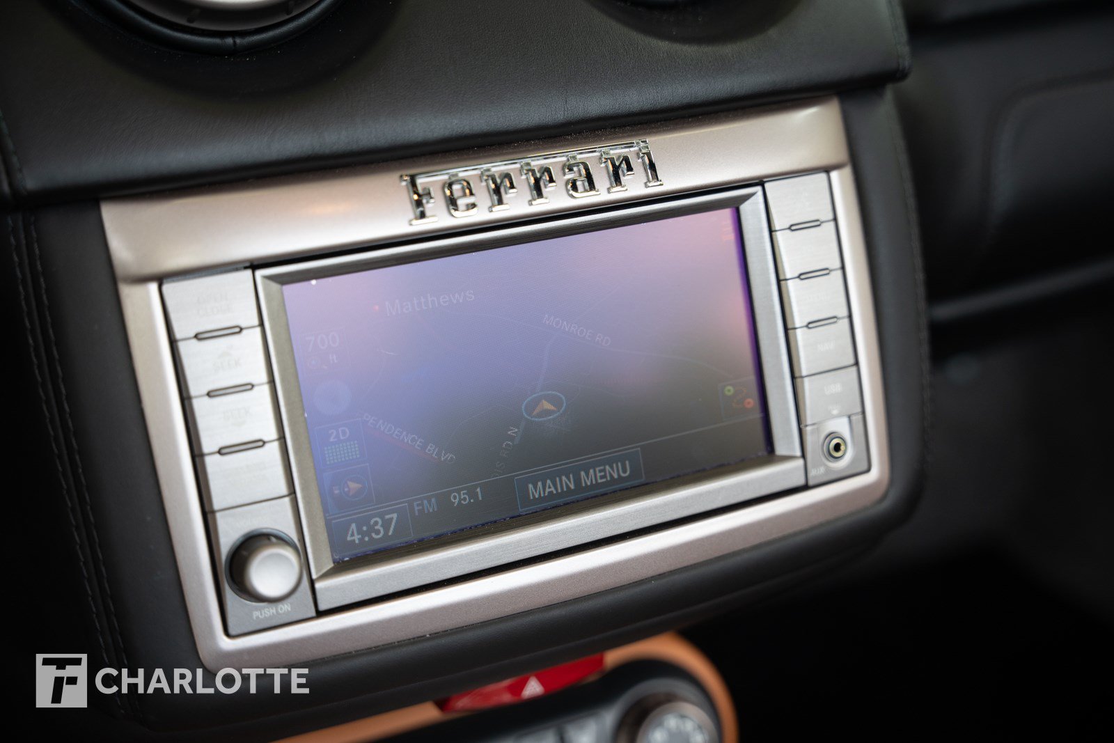 Used 2012 Ferrari California RWD image 27