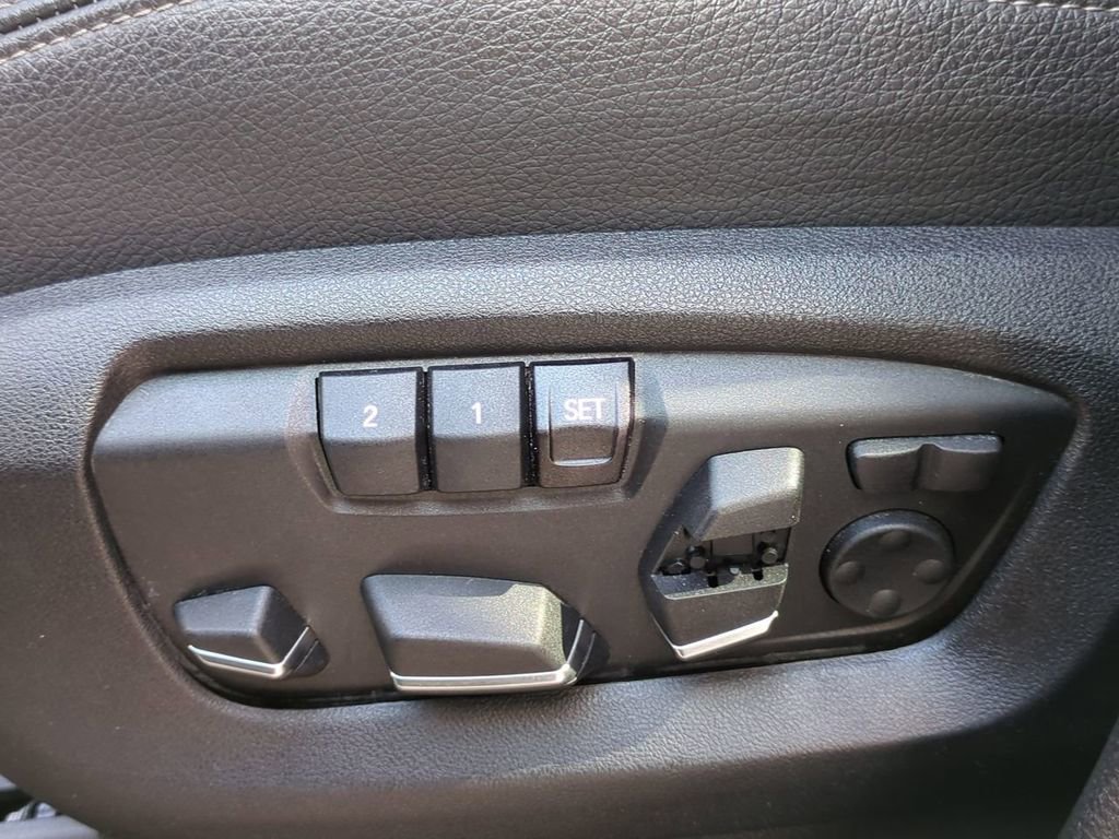 Used 2018 BMW X5 xDrive35i w/ Driving Assistance Package image 19