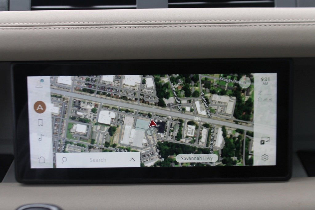 Used 2022 Land Rover Defender 110 X-Dynamic SE image 19