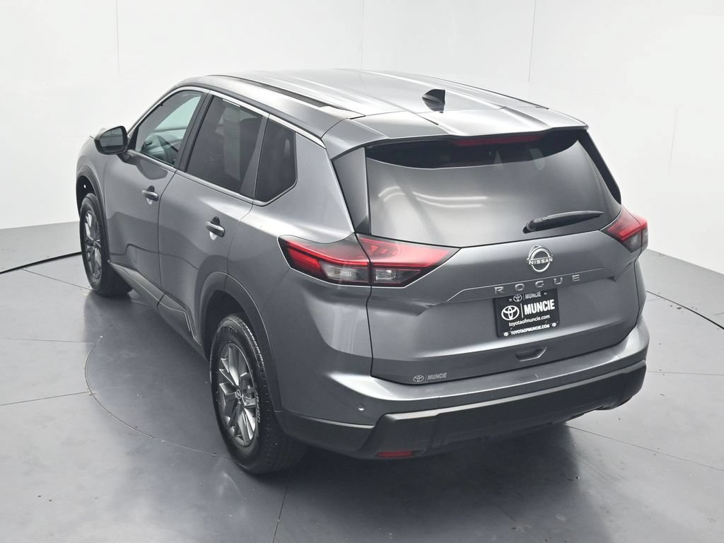 Used 2024 Nissan Rogue S FWD image 56