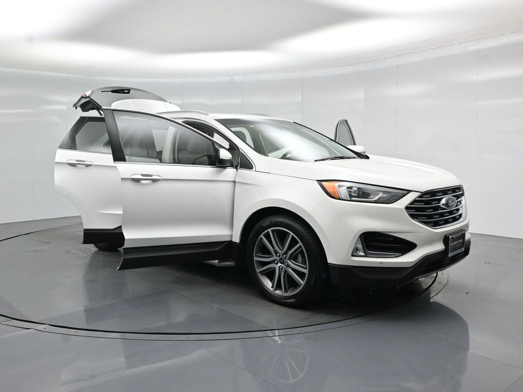 Used 2020 Ford Edge Titanium FWD image 31