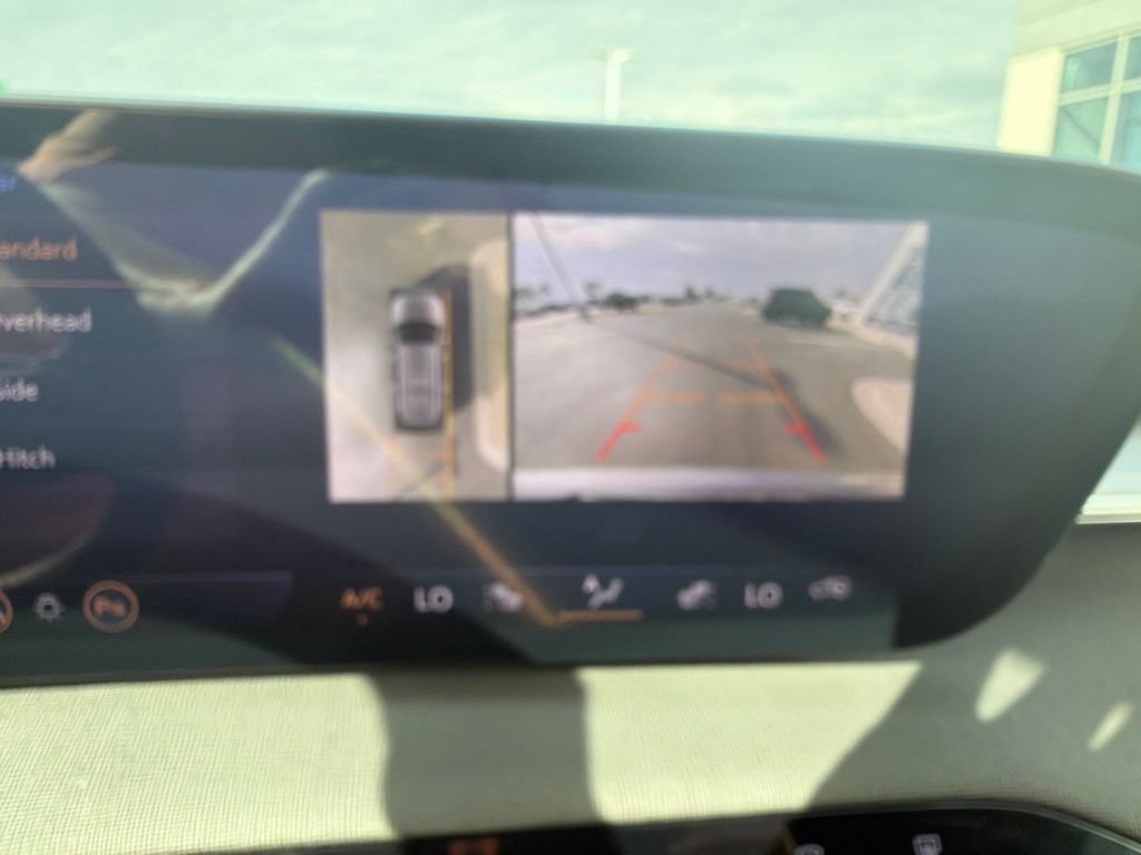 Used 2026 Buick Enclave Preferred FWD image 26