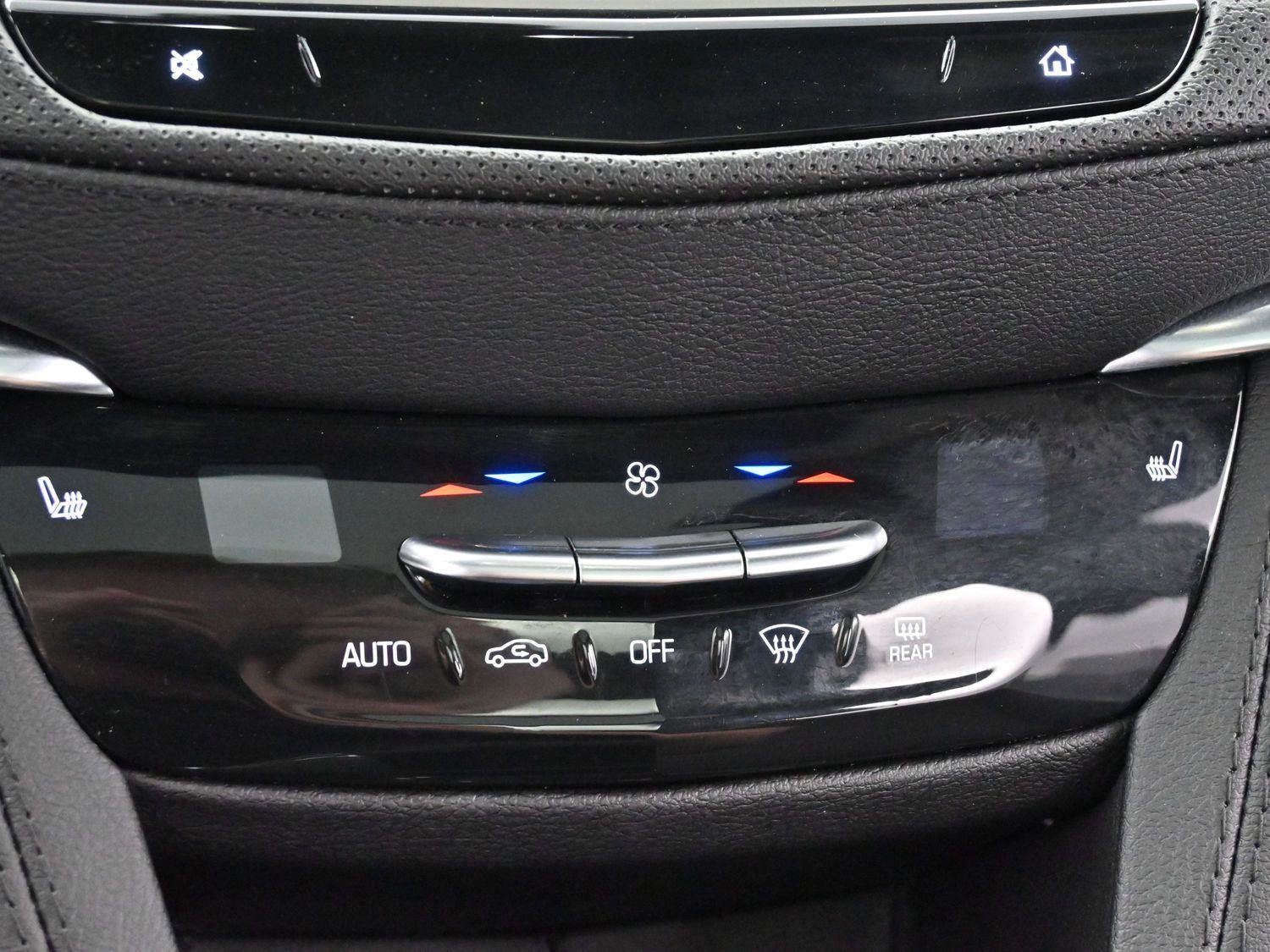 Certified 2025 Cadillac XT5 Premium Luxury image 26