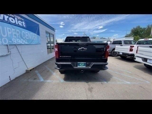 Used 2025 Chevrolet Silverado 1500 LT Trail Boss w/ Protection Package image 8