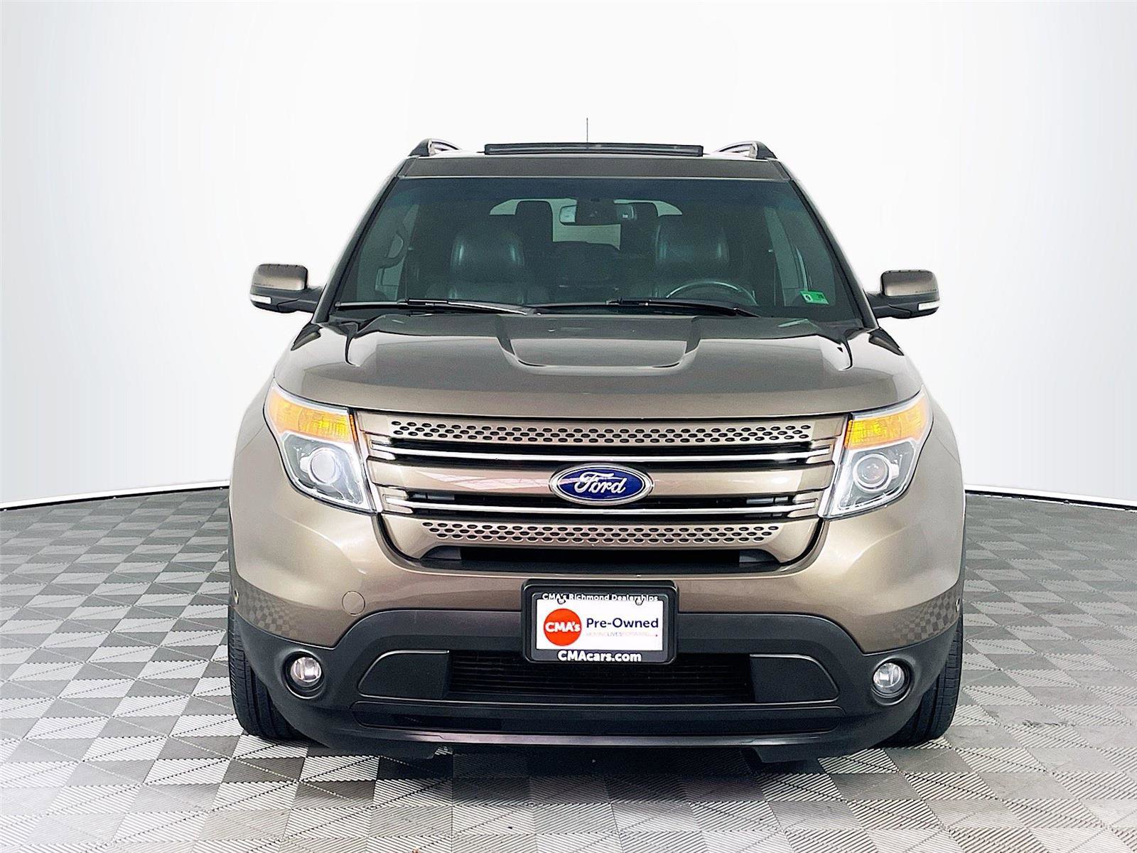 Used 2015 Ford Explorer Limited w/ Equipment Group 302A image 2