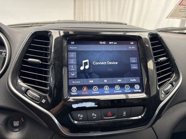 Used 2021 Jeep Cherokee Limited image 18