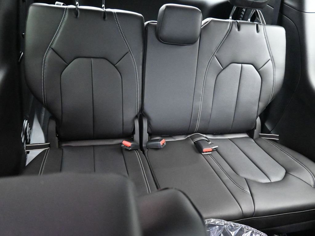 New 2026 Chrysler Pacifica Select image 16