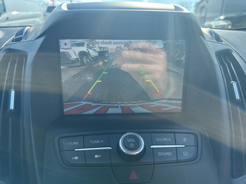 Certified 2019 Ford Escape SE image 5