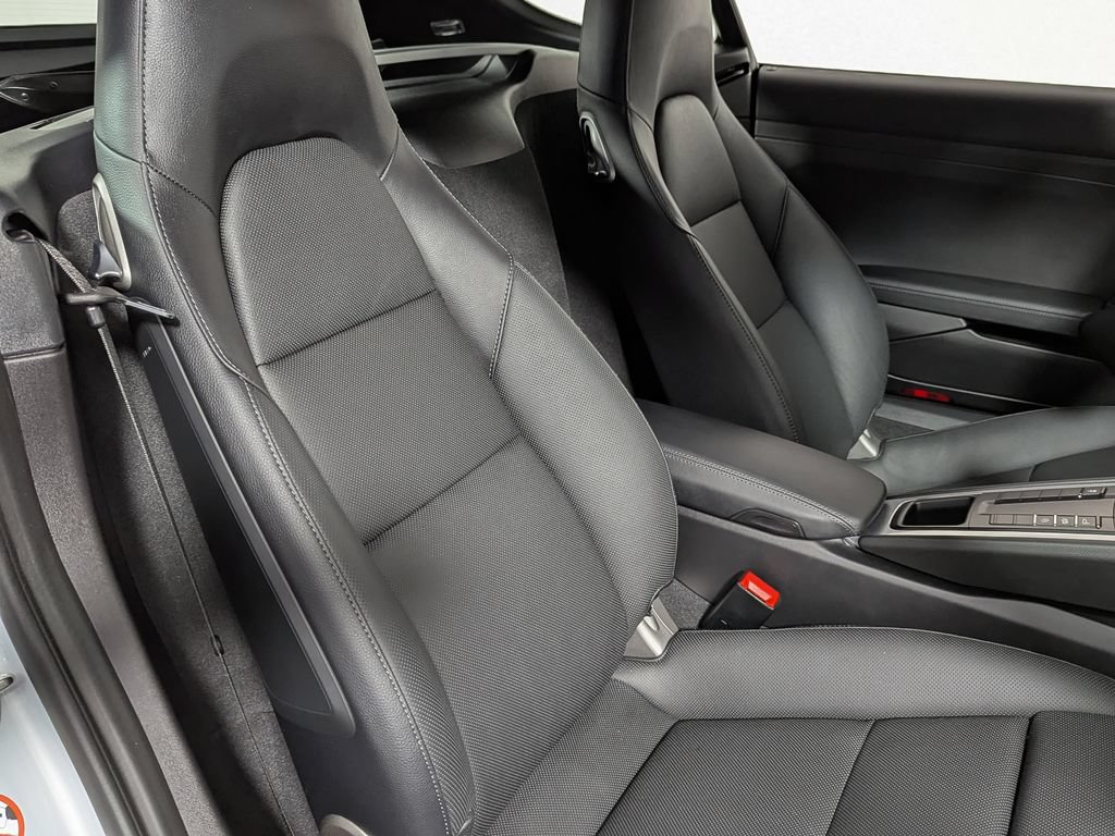 Used 2025 Porsche 718 Cayman S RWD image 25
