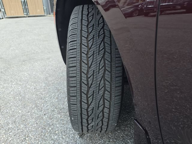 Certified 2023 Buick Enclave Avenir w/ Trailering Package, 5000 lbs. AWD/4WD image 34