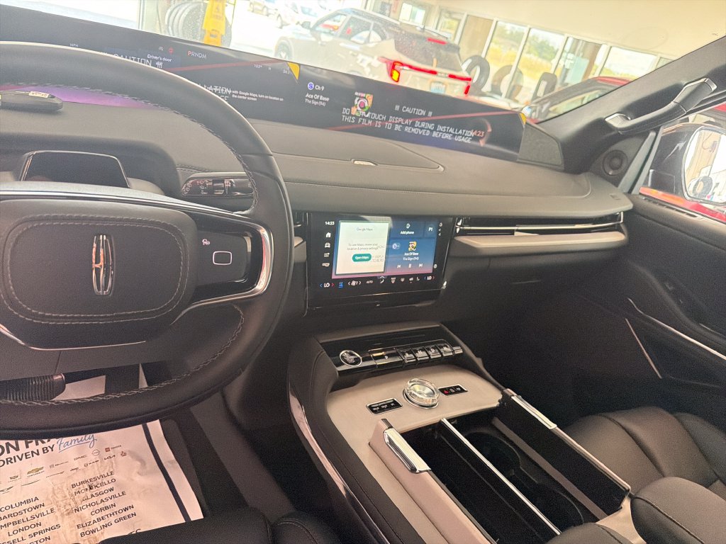 New 2027 Lincoln Navigator Reserve w/ Jet Appearance Package AWD/4WD image 15