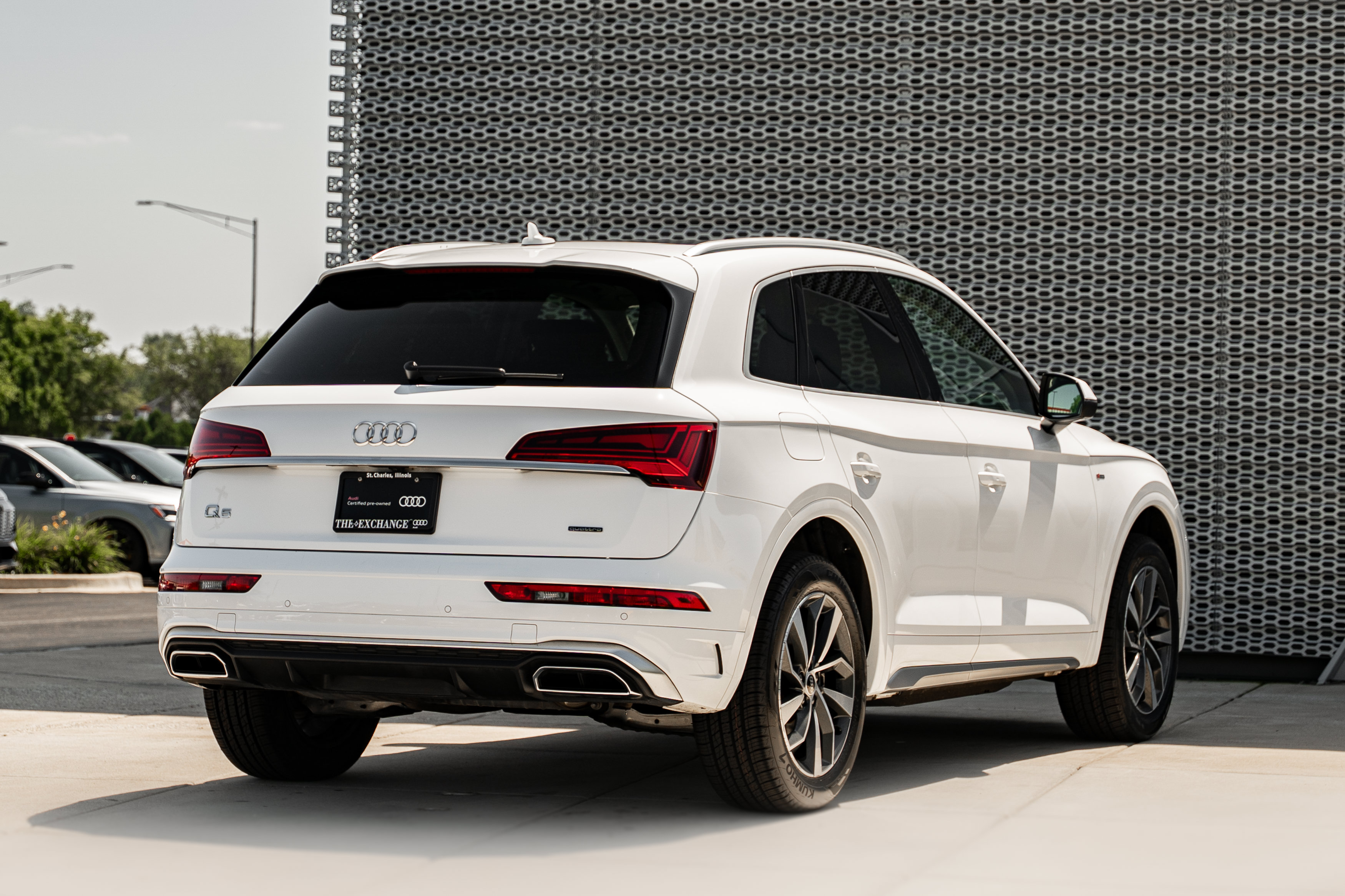 Certified 2023 Audi Q5 2.0T Premium Plus w/ Premium Plus Package AWD/4WD image 4