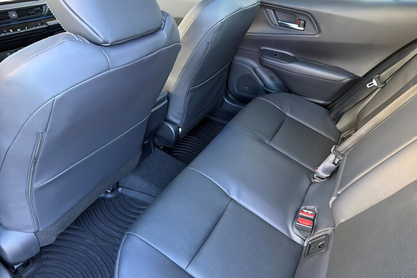 New 2026 Toyota Prius Plug-In Hybrid image 10