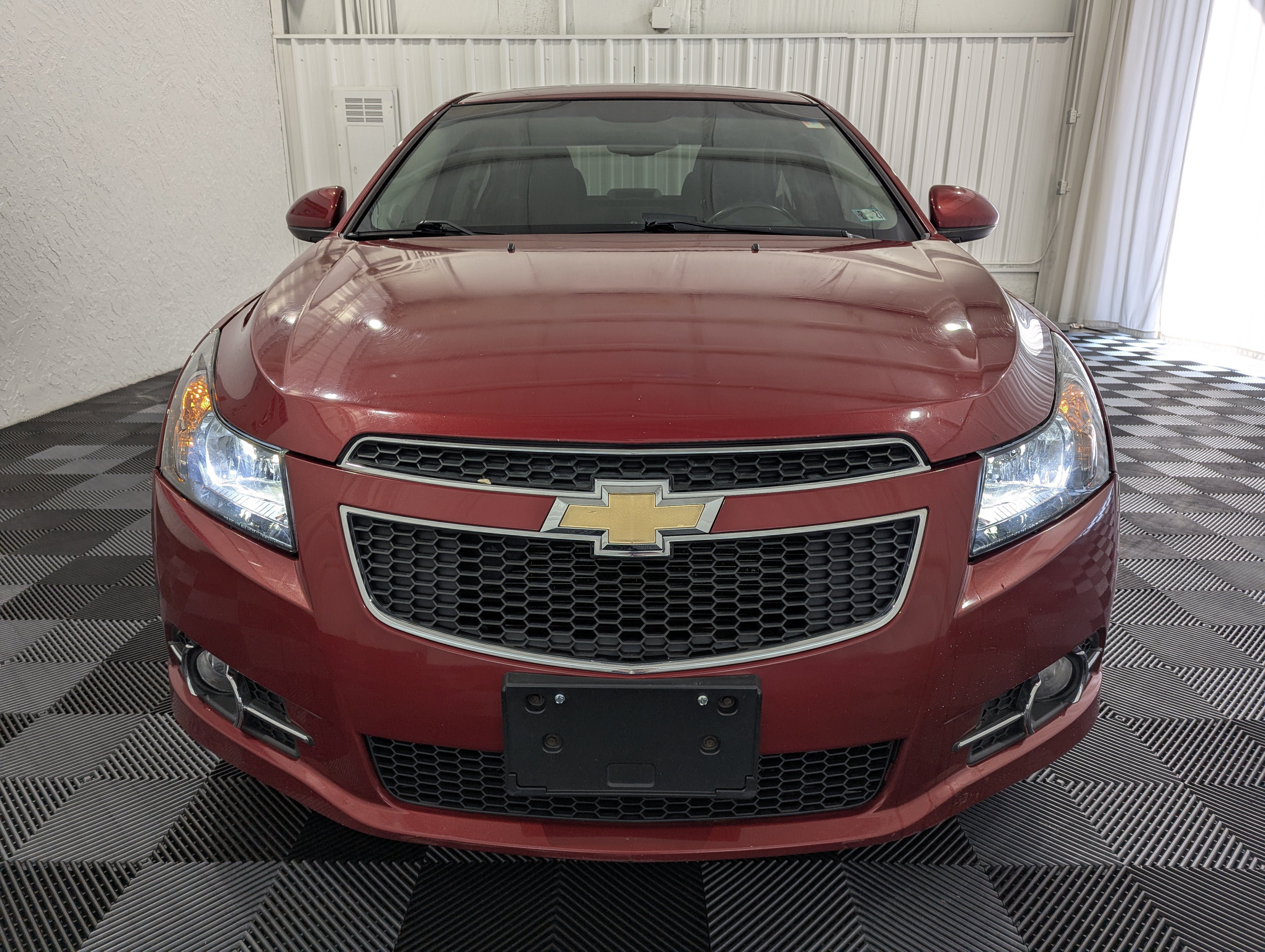 Used 2012 Chevrolet Cruze LT w/ All-Star Edition FWD image 3