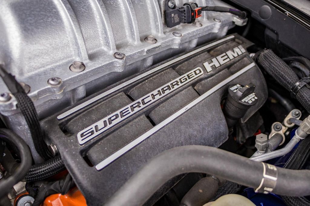 Used 2022 Dodge Charger SRT Hellcat w/ Harman/Kardon Audio Group image 31