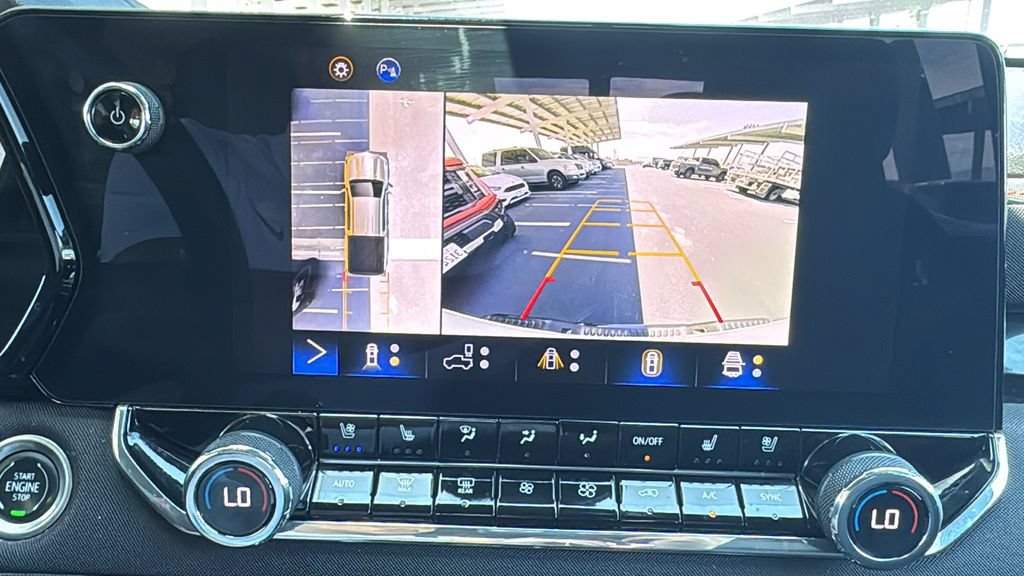 Used 2023 Chevrolet Colorado Z71 w/ Z71 Convenience Package 2 AWD/4WD image 18