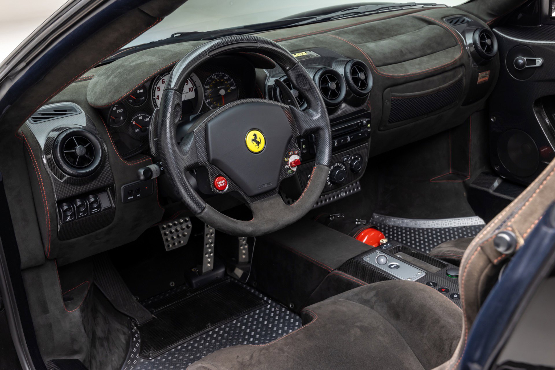 Used 2009 Ferrari F430 Scuderia RWD image 10