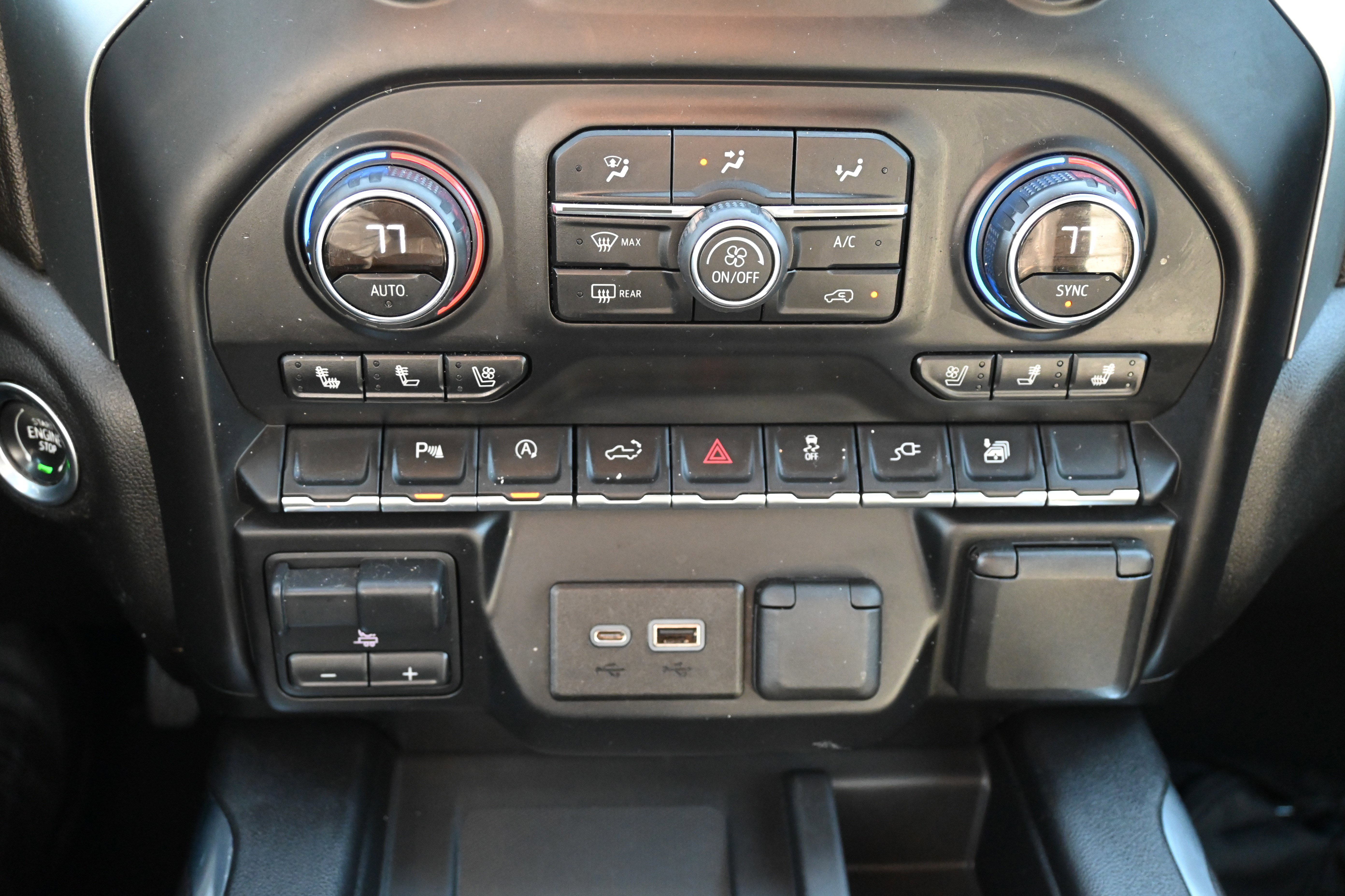 Used 2019 Chevrolet Silverado 1500 LTZ w/ LTZ Convenience Package image 28