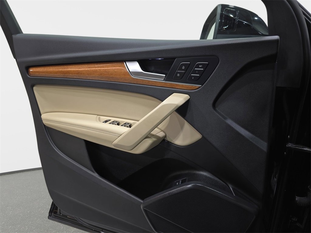 Certified 2021 Audi Q5 2.0T Premium Plus w/ Premium Plus Package image 30